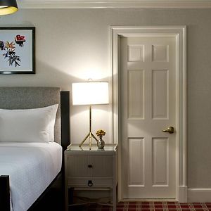 Author’s King Guest room 1 King High Floor